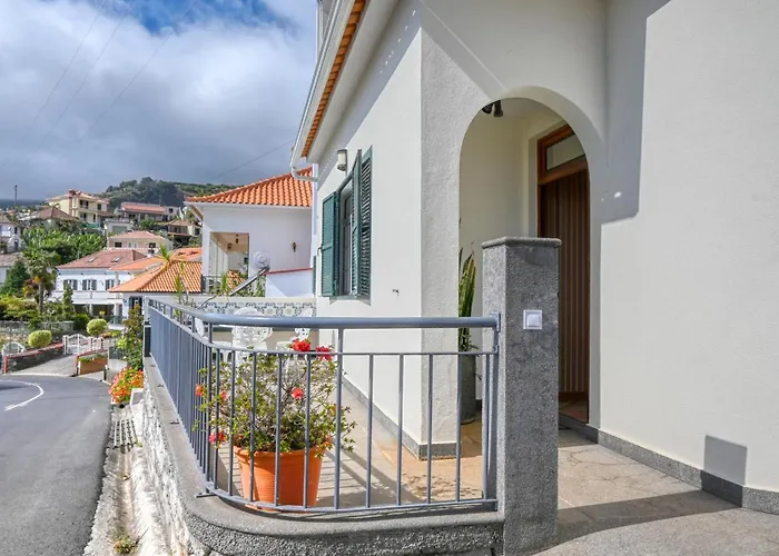 Clarisse's House Ii, A In Madeira דירה *
