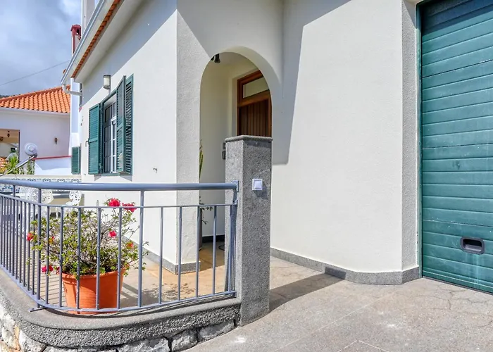 Clarisse's House Ii, A In Madeira דירה